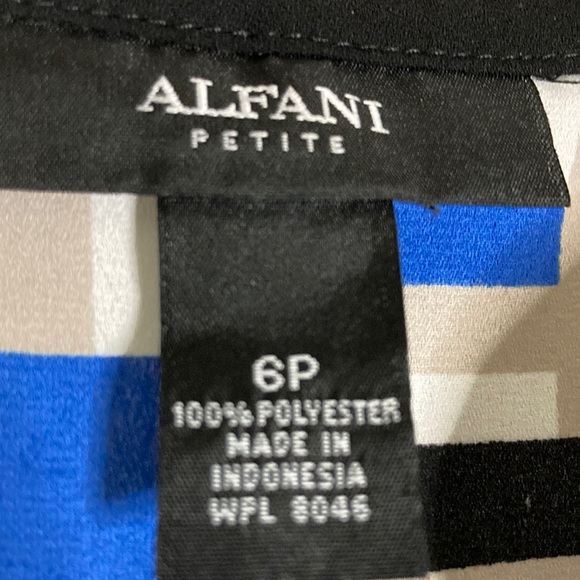 Alfani Petite Sleeveless Button-down top - Picture 3 of 3